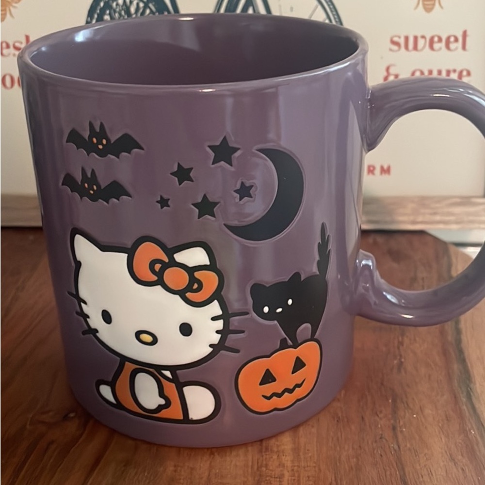 NEW Halloween Hello Kitty Mug